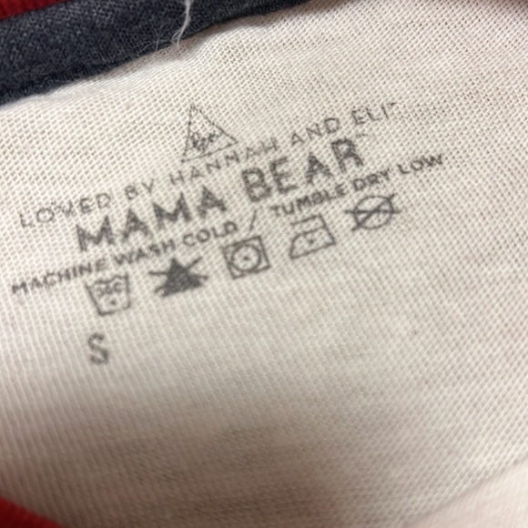 Mama Bear Star Raglan - Picture 3 of 3